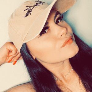 Meet your Posher, Irene